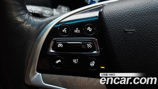 Cadillac Escalade 2019 — photo 21