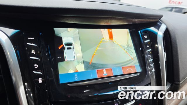 Cadillac Escalade 2019 — photo 23