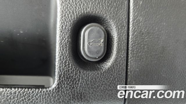 Cadillac Escalade 2019 — photo 24