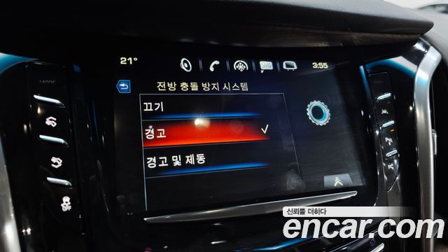 Cadillac Escalade 2019 — photo 28