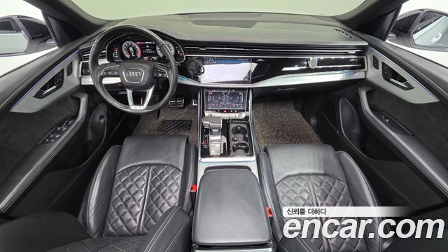 Audi Q8 2021 — photo 7