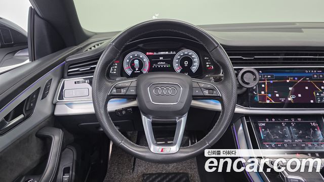 Audi Q8 2021 — photo 13