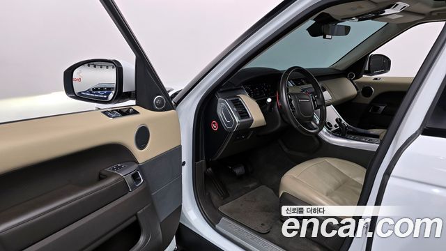 Land Rover Range Rover Sport 2019 — photo 10