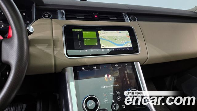 Land Rover Range Rover Sport 2019 — photo 12