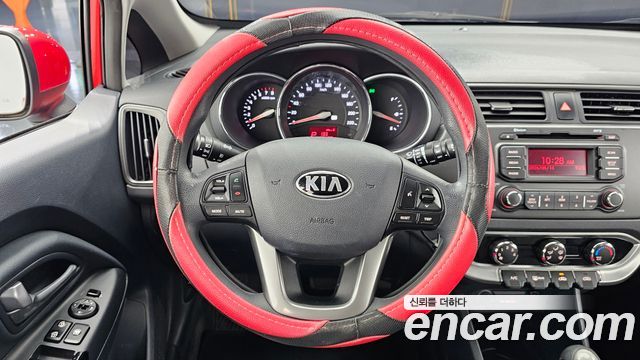 Kia pride 2013 — photo 13