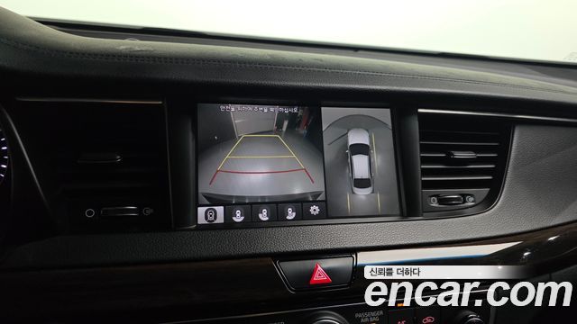 Kia K7 2018 — photo 14