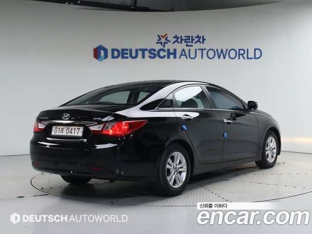 Hyundai Sonata 2012 — photo 2