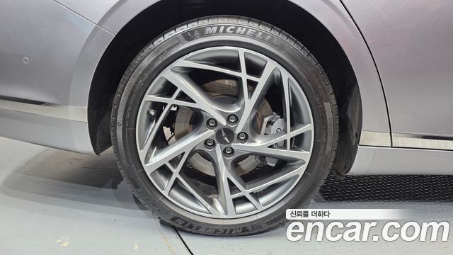 Genesis G90 2023 — photo 7