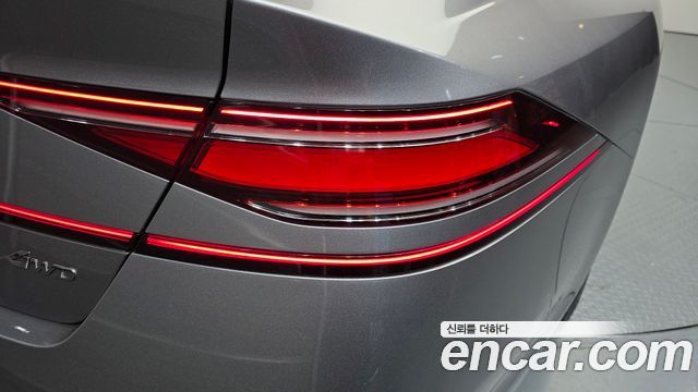 Genesis G90 2023 — photo 9