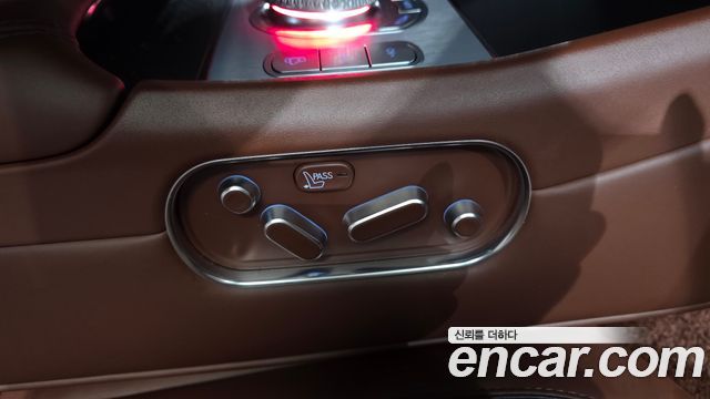 Genesis G90 2023 — photo 34