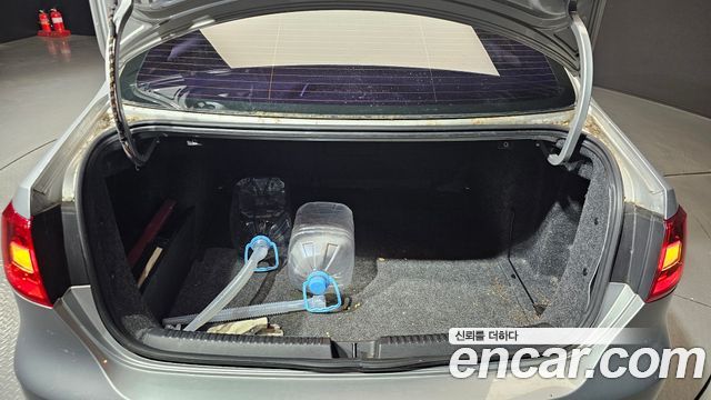 Volkswagen Jetta 2011 — photo 20
