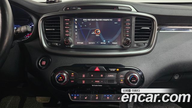 Kia Sorento 2016 — photo 19