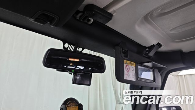 Jeep Wrangler 2016 — photo 18