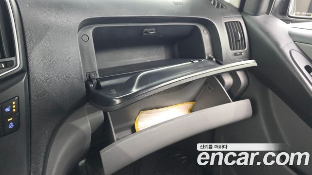 Hyundai Starex 2016 — photo 25