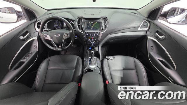Hyundai Santafe 2016 — photo 10