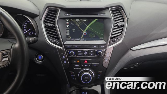 Hyundai Santafe 2016 — photo 20