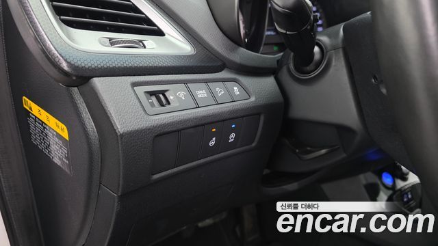 Hyundai Santafe 2016 — photo 25