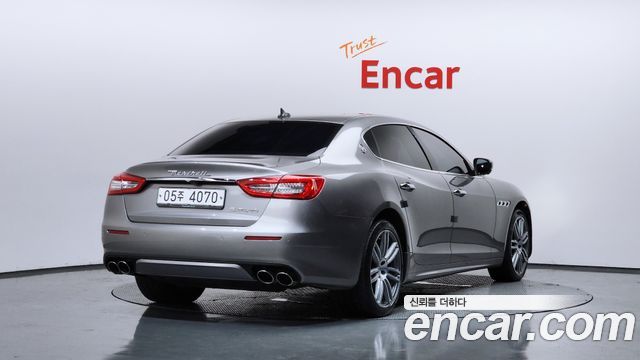 Maserati Quattroporte 2017 — photo 2