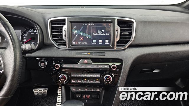 Kia Sportage 2017 — photo 14