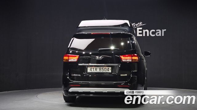 Kia Canival 2016 — photo 4