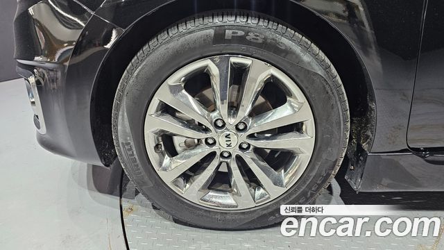Kia Canival 2016 — photo 5