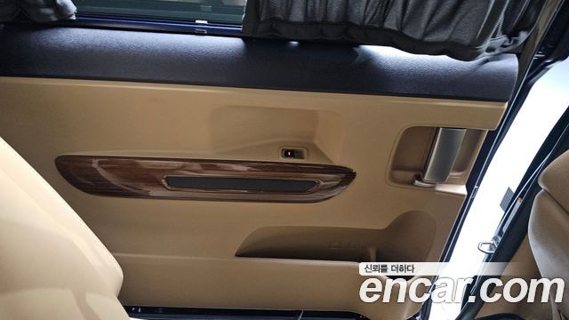 Kia Canival 2016 — photo 15