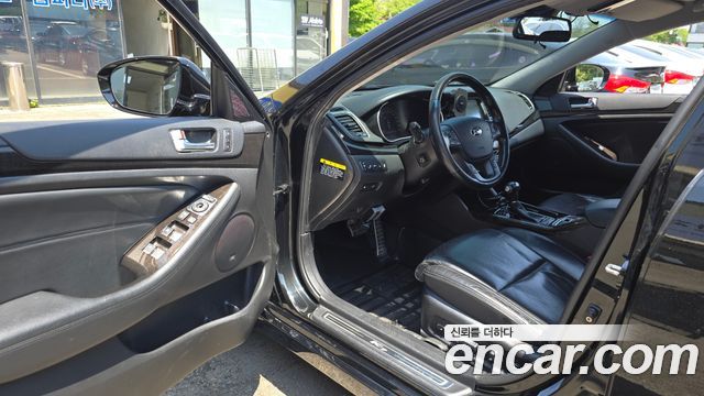 Kia K7 2014 — photo 10