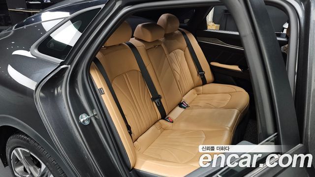 Kia K5 2022 — photo 11
