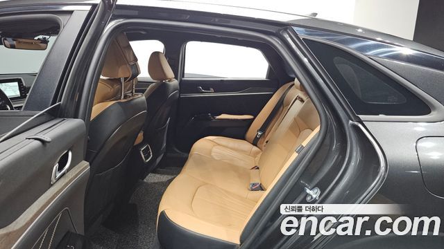 Kia K5 2022 — photo 12