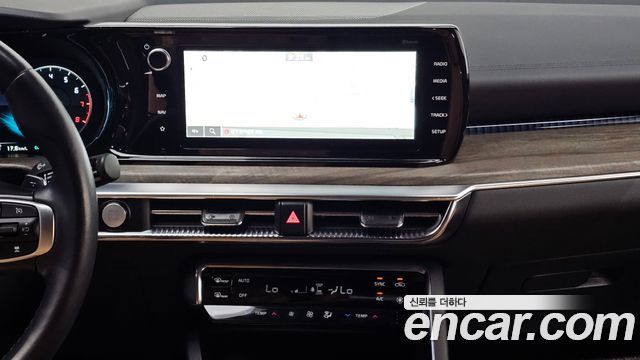 Kia K5 2022 — photo 15