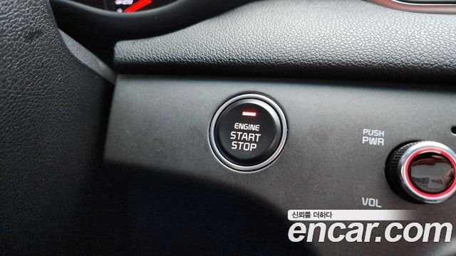 Kia Sportage 2018 — photo 17
