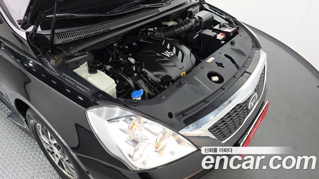 Kia Canival 2013 — photo 6