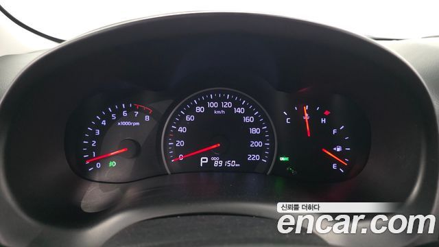 Kia Canival 2013 — photo 8