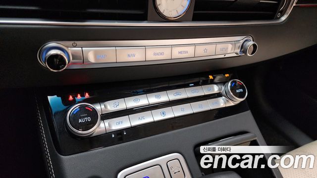 Genesis G90 2021 — photo 22