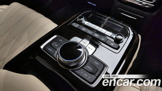 Genesis G90 2021 — photo 25