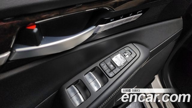 Genesis G90 2021 — photo 29