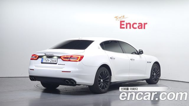 Maserati Quattroporte 2018 — photo 2