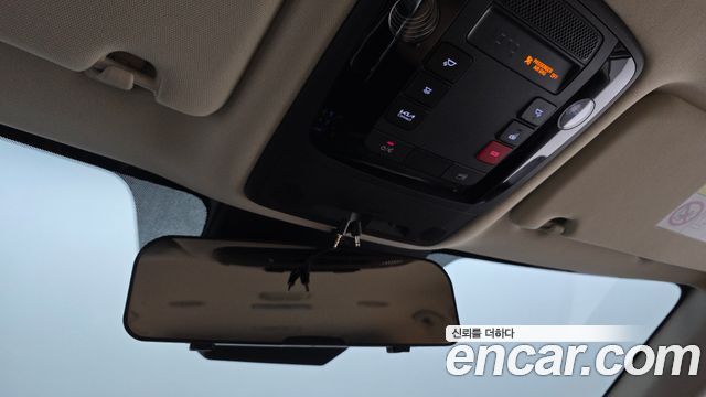Kia Canival 2023 — photo 23