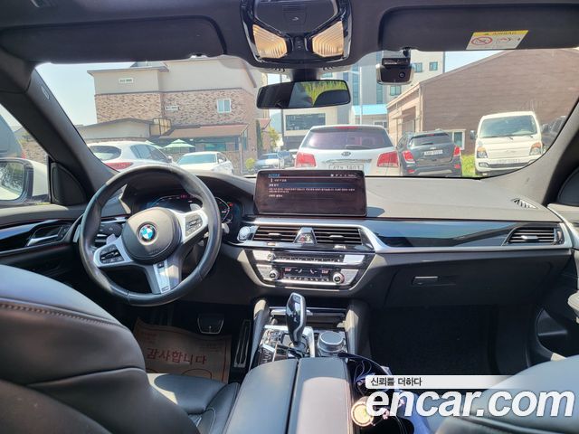 BMW Gran Turismo 2021 — photo 6