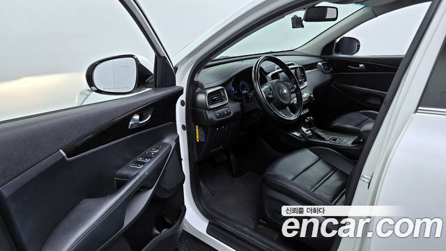 Kia Sorento 2016 — photo 10