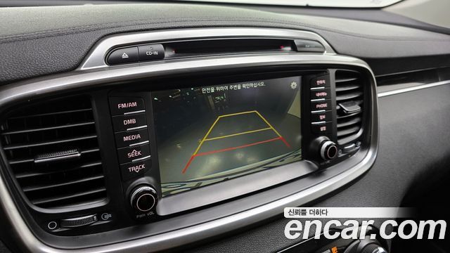Kia Sorento 2016 — photo 15