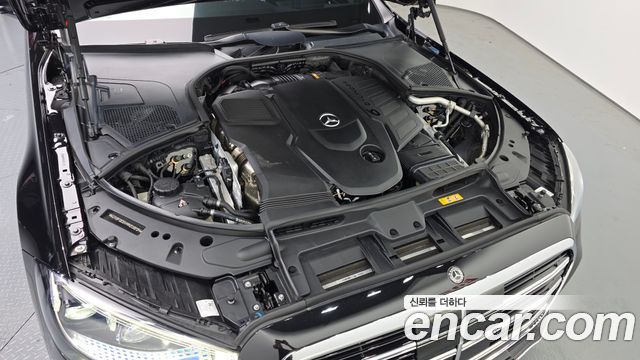 Mercedes-Benz S-Class 2021 — photo 6