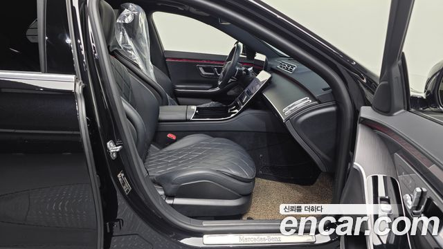 Mercedes-Benz S-Class 2021 — photo 11