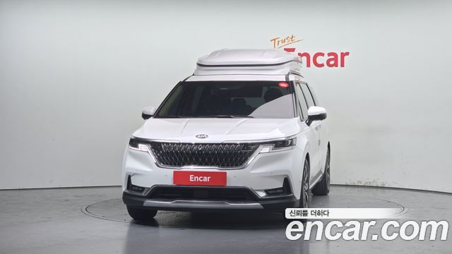 Kia Canival 2021 — photo 3