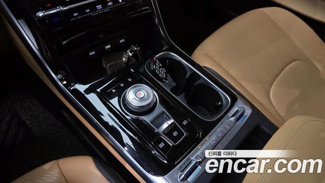 Kia Canival 2021 — photo 12
