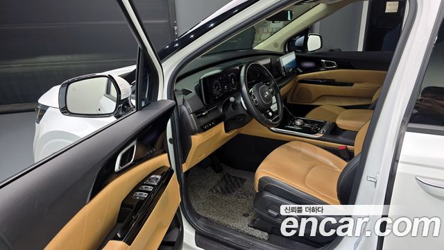 Kia Canival 2021 — photo 13