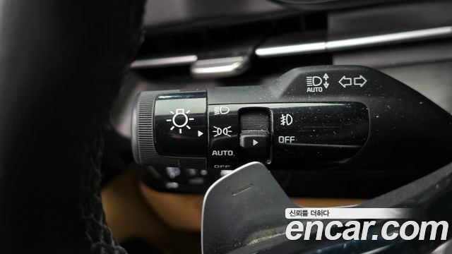 Kia Canival 2021 — photo 21