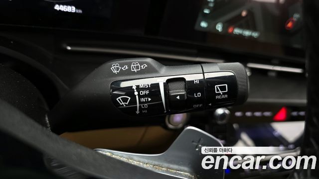 Kia Canival 2021 — photo 22