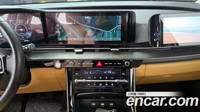 Kia Canival 2021 — photo 25