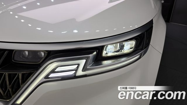 Kia Canival 2021 — photo 8